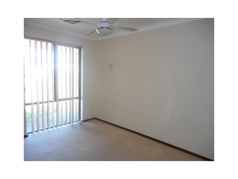 6 Edge Place, Dianella WA 6059