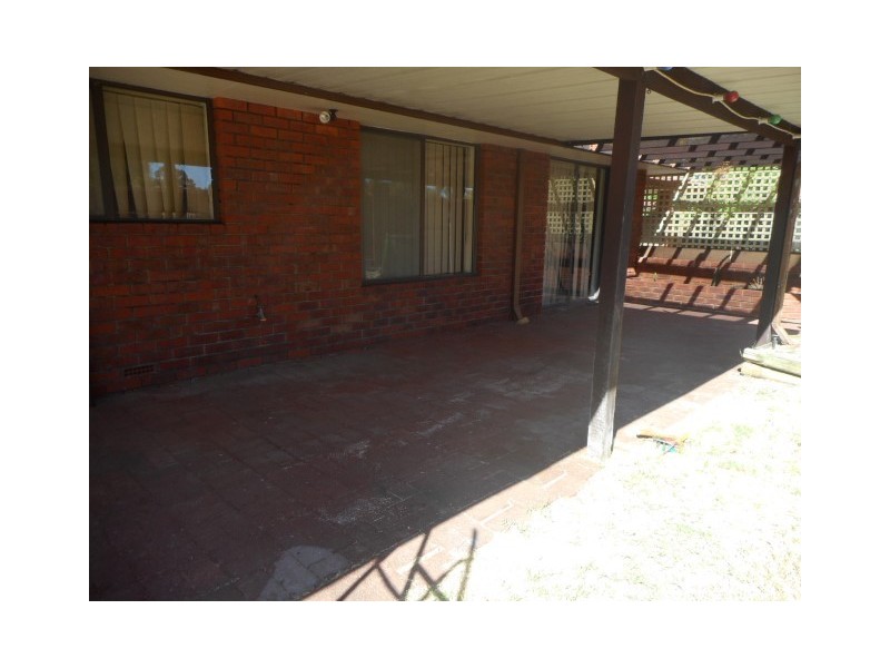 6 Edge Place, Dianella WA 6059