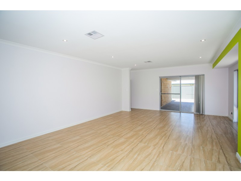 13 Rostratus Link, West Swan WA 6055