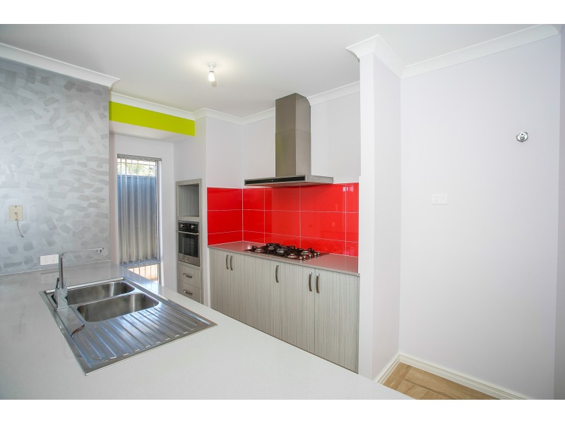 13 Rostratus Link, West Swan WA 6055