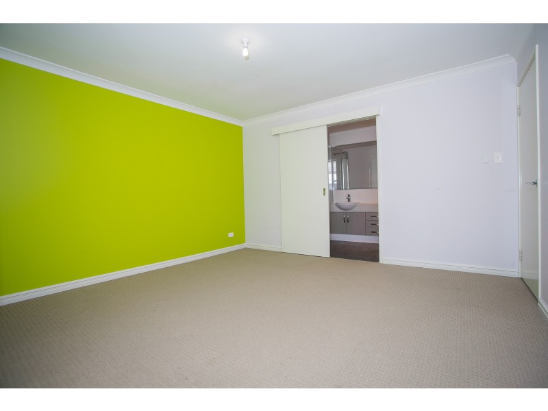 13 Rostratus Link, West Swan WA 6055