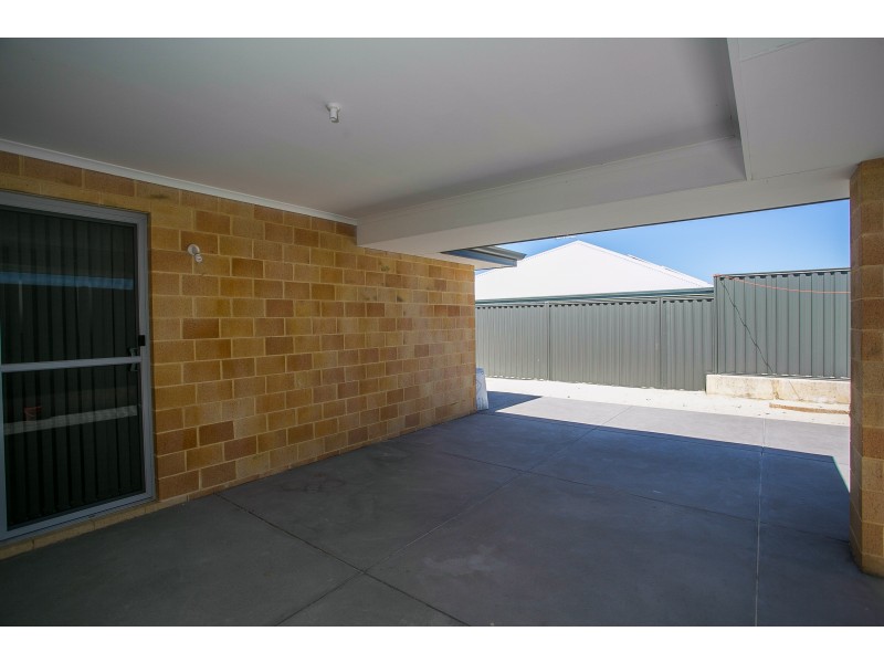 13 Rostratus Link, West Swan WA 6055