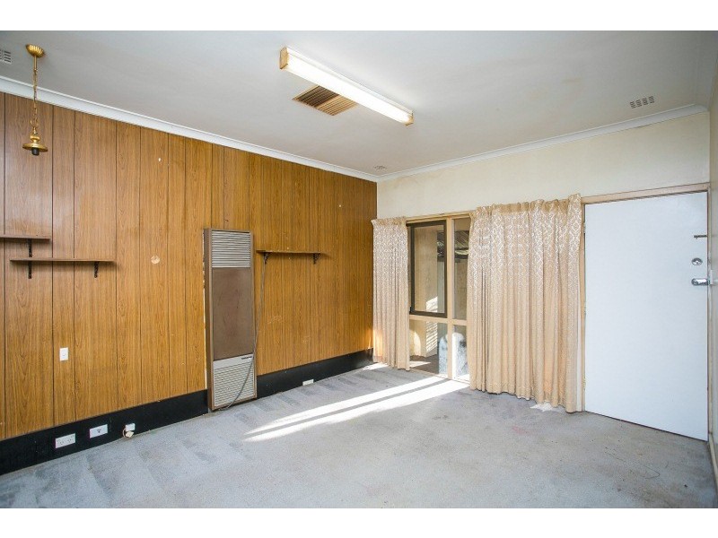 52 Brookman Avenue, Langford WA 6147