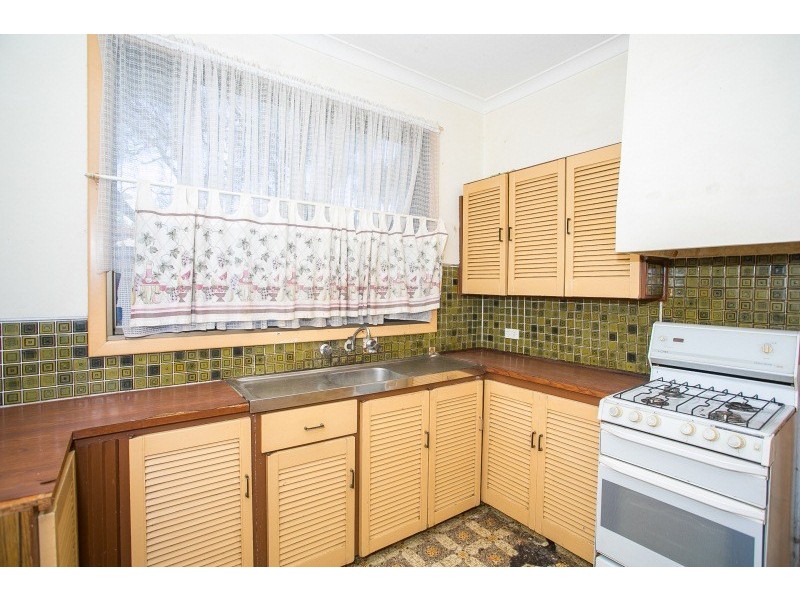 52 Brookman Avenue, Langford WA 6147