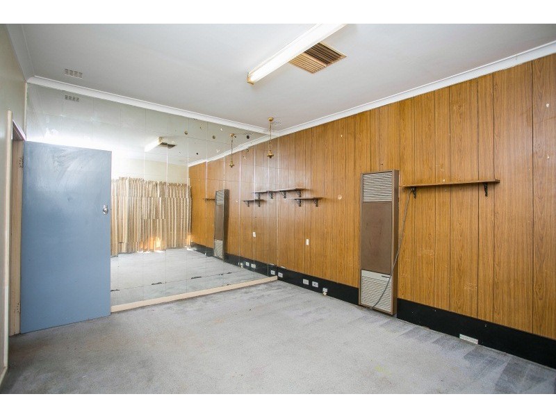 52 Brookman Avenue, Langford WA 6147