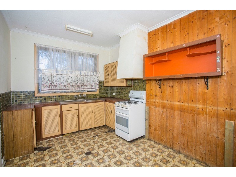 52 Brookman Avenue, Langford WA 6147