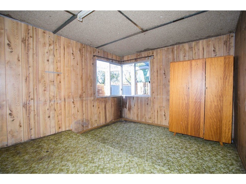 52 Brookman Avenue, Langford WA 6147