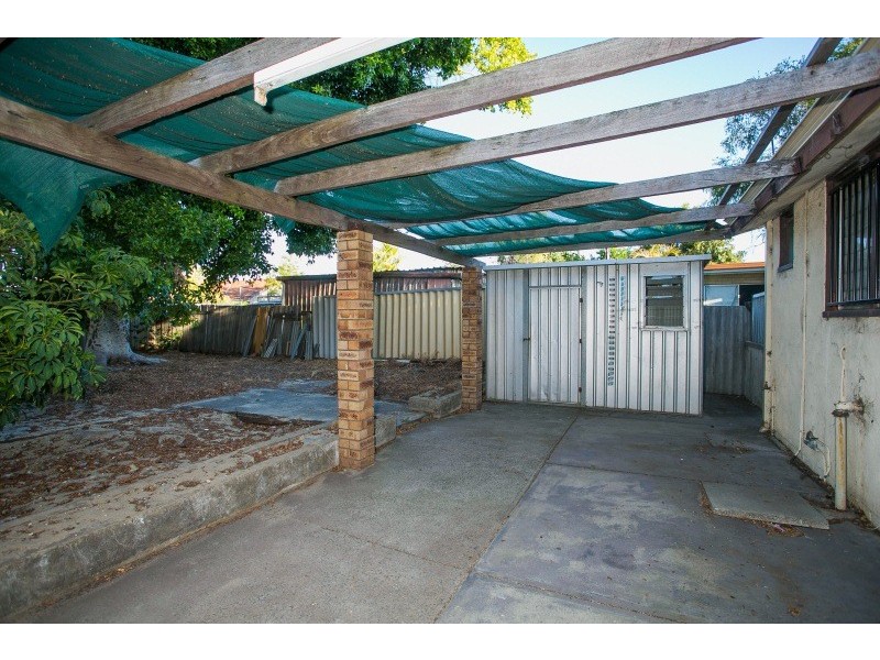 52 Brookman Avenue, Langford WA 6147