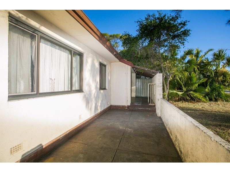 52 Brookman Avenue, Langford WA 6147