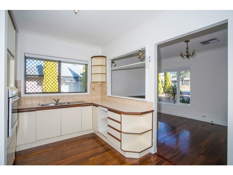 72 Eastdene Circle, Nollamara WA 6061