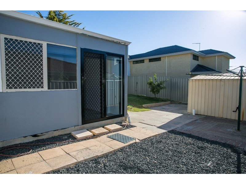 72 Eastdene Circle, Nollamara WA 6061