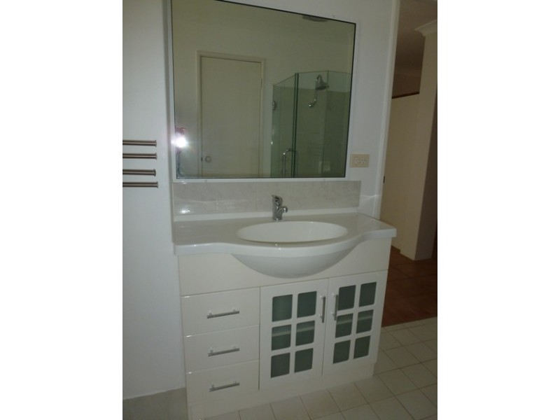 3 Cocos Place, Marangaroo WA 6064