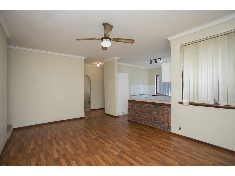 15 Ledger Street, Warnbro WA 6169