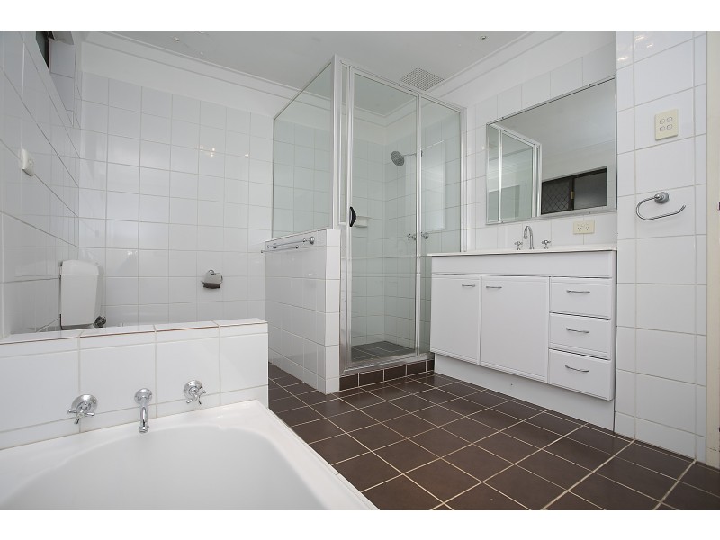 15 Ledger Street, Warnbro WA 6169