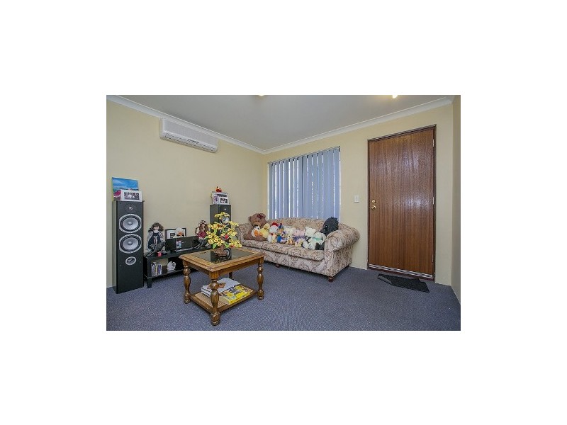 10 Rosher Road, Lockridge WA 6054