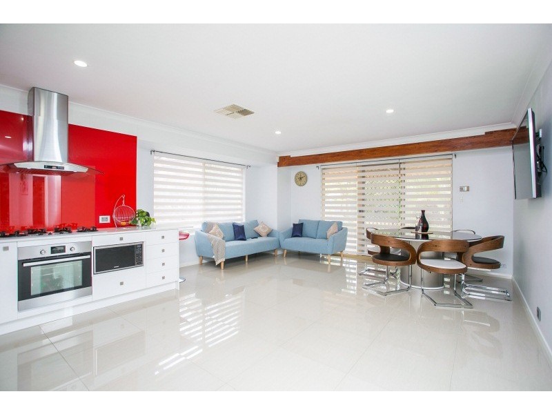 10 Teviot Place, Beechboro WA 6063