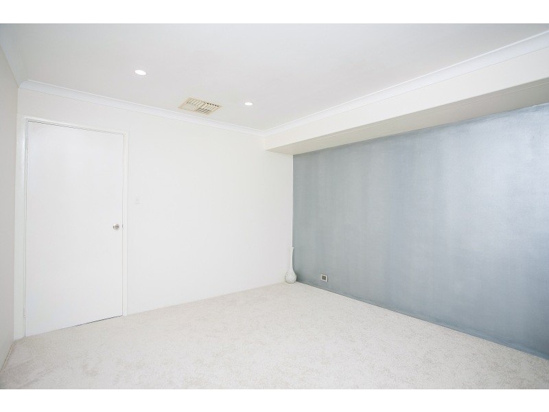 10 Teviot Place, Beechboro WA 6063