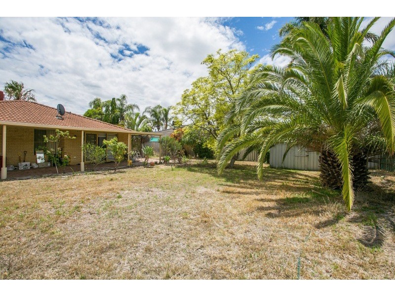 10 Teviot Place, Beechboro WA 6063