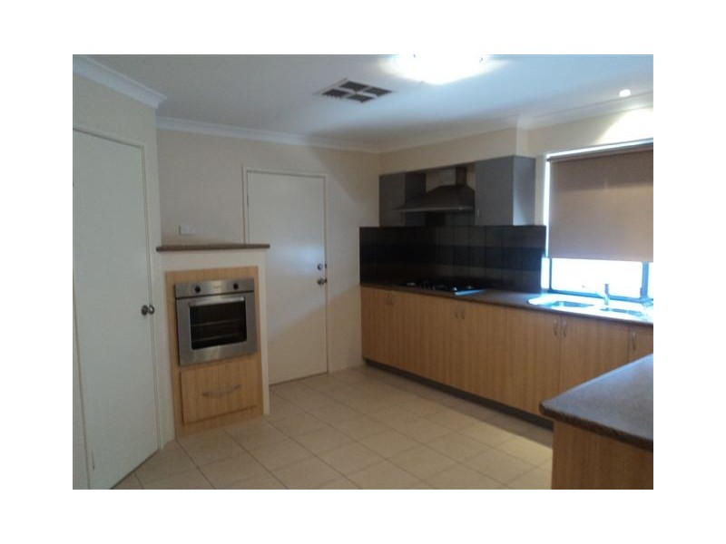 10 Stapella Lane, Beechboro WA 6063