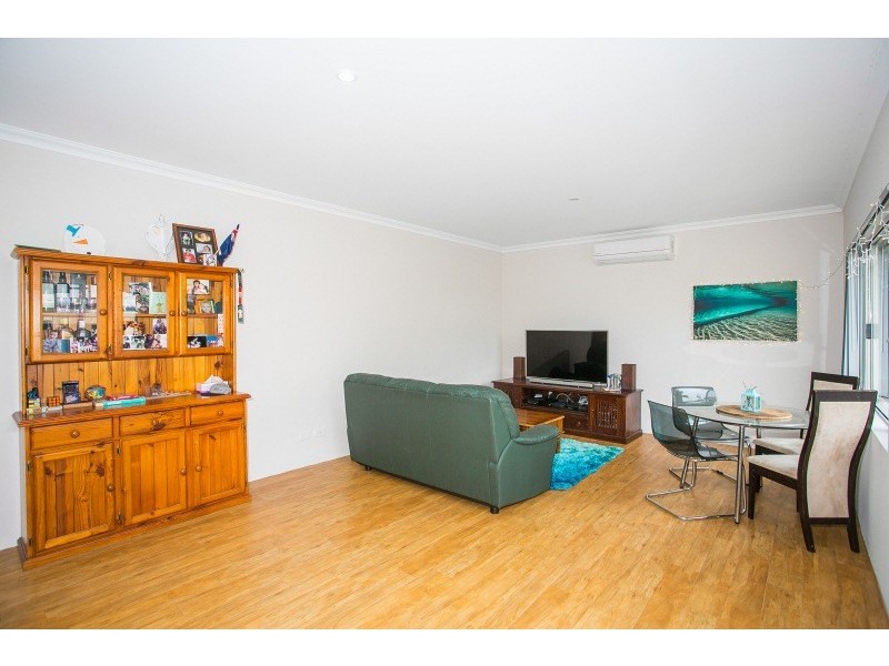 2/20 Smythe Street, Rockingham WA 6168