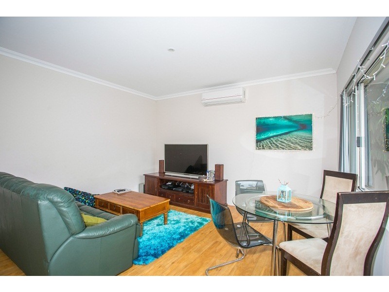 2/20 Smythe Street, Rockingham WA 6168