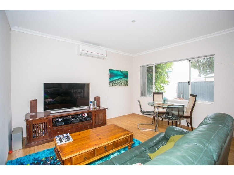 2/20 Smythe Street, Rockingham WA 6168