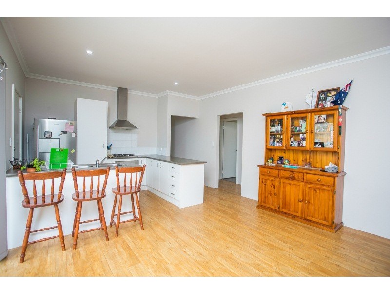 2/20 Smythe Street, Rockingham WA 6168