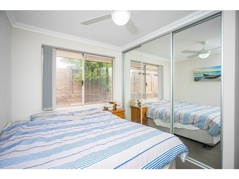 2/20 Smythe Street, Rockingham WA 6168
