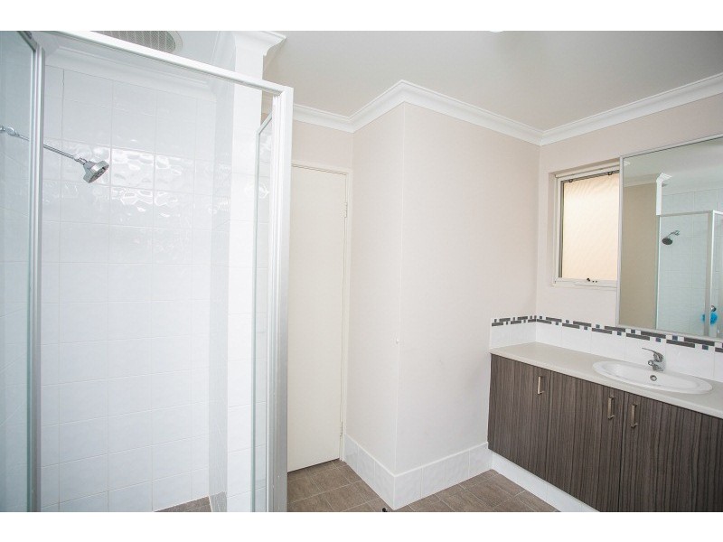 2/20 Smythe Street, Rockingham WA 6168