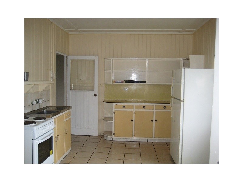 230 Walker Street, Maryborough QLD 4650