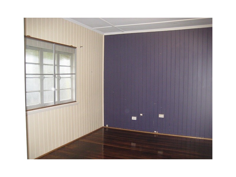 230 Walker Street, Maryborough QLD 4650