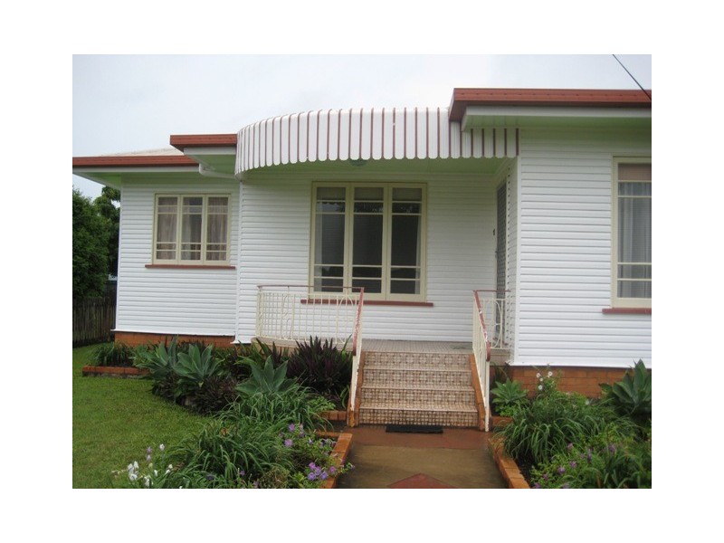 74 Frank Street, Maryborough QLD 4650