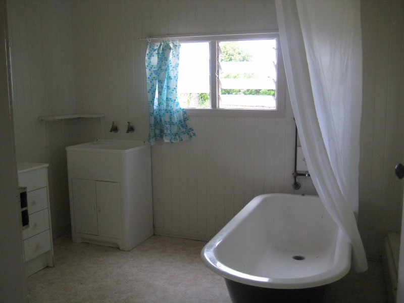 63 Mayne Street, Tiaro QLD 4650