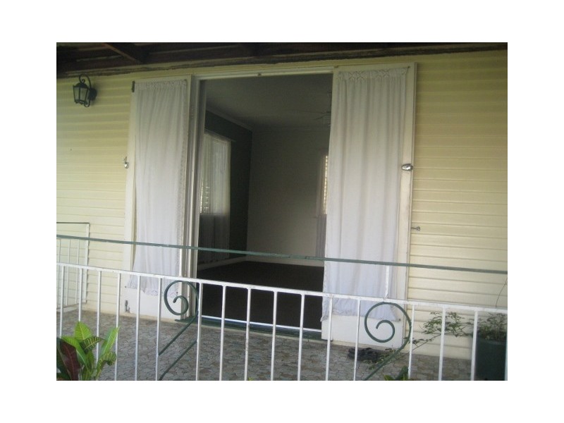 9 Wynne Pde, Maryborough QLD 4650