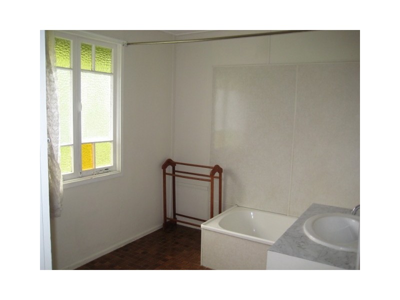 274 Lennox, Maryborough QLD 4650