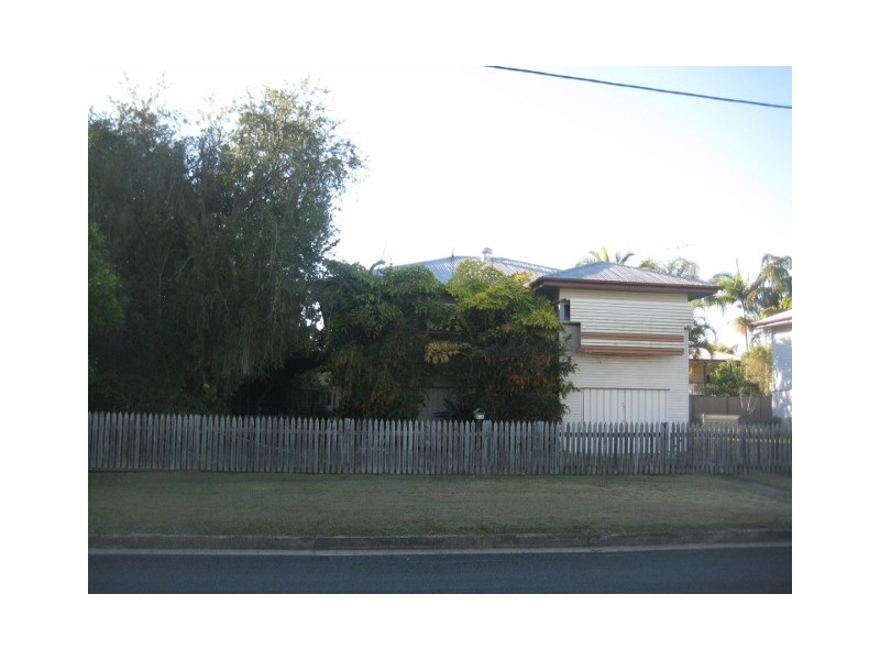 7 Searle Street, Maryborough QLD 4650