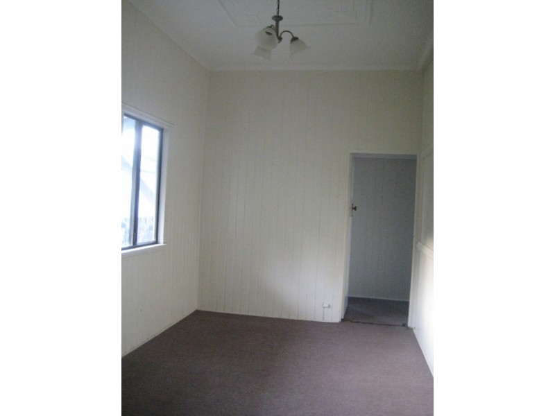 292 John Street, Maryborough QLD 4650