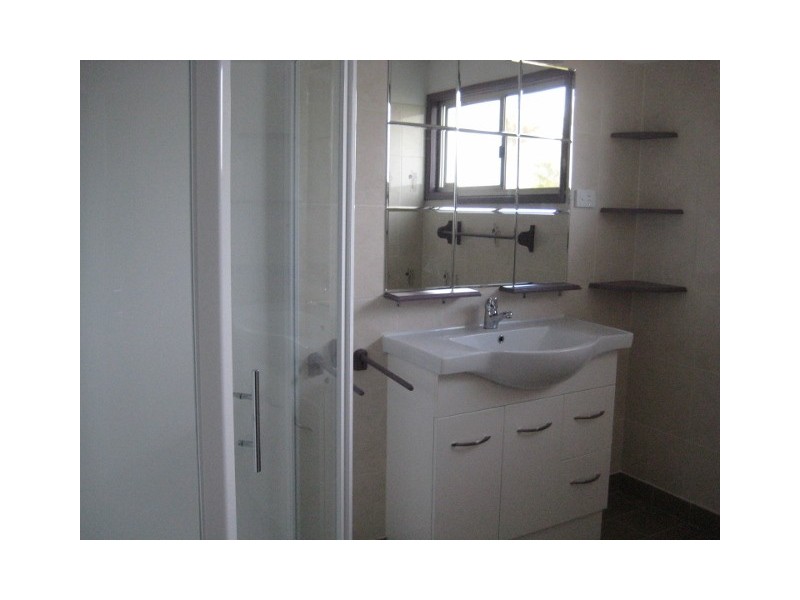 1 A Azalea Ct, Tinana QLD 4650