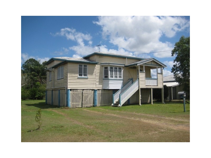 6 May Street, Granville QLD 4650