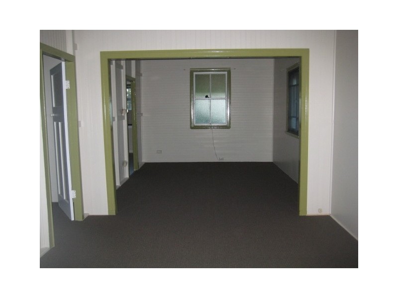 6 May Street, Granville QLD 4650