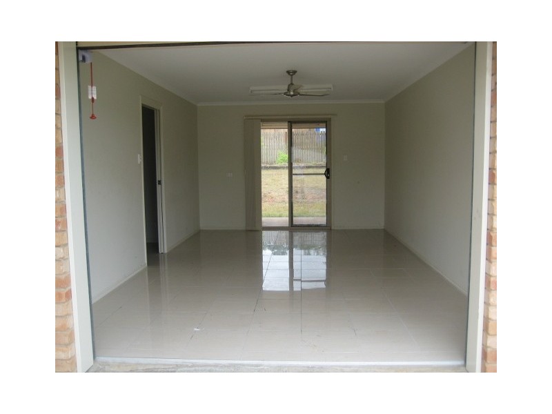 15 Cheyne Cct, Tinana QLD 4650