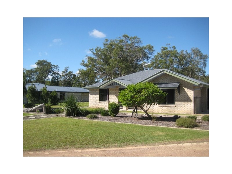 73 Loretto Drive, Oakhurst QLD 4650