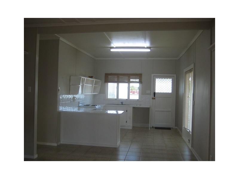 15 Frank Street, Maryborough QLD 4650