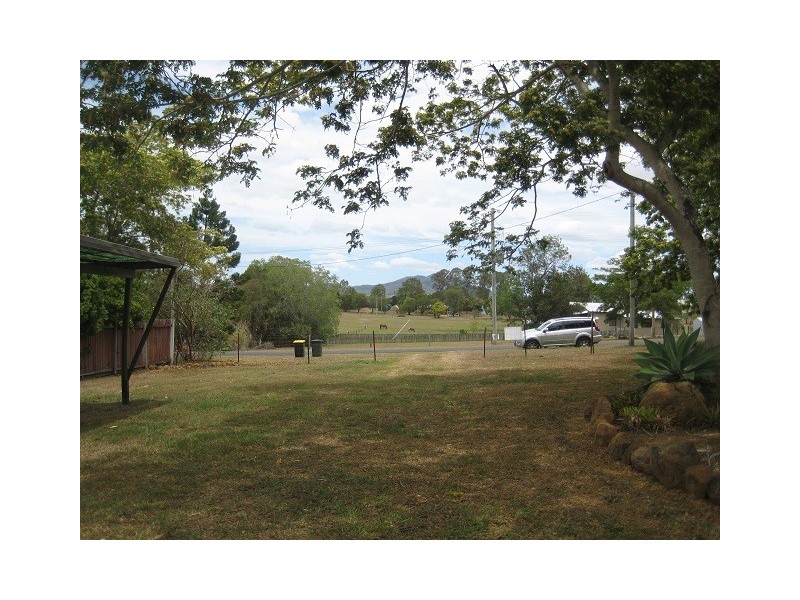 17 John Street, Tiaro QLD 4650