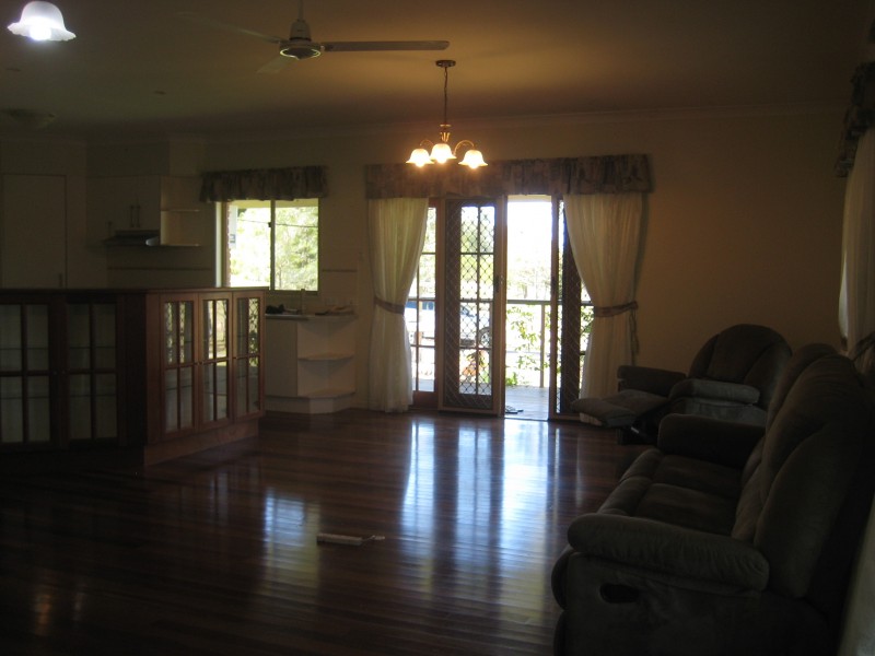 350 Pioneer Road, Mungar QLD 4650