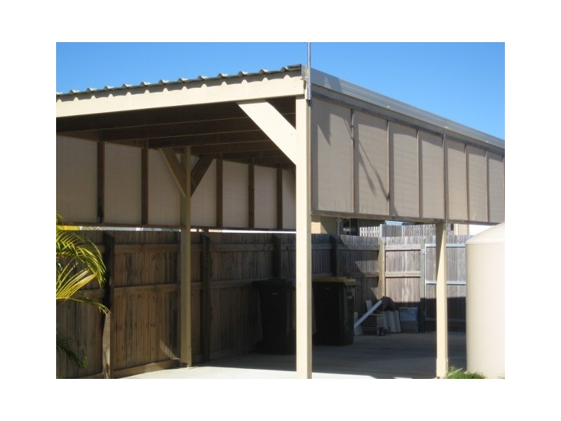 33 Moonstone Drive, Urangan QLD 4655