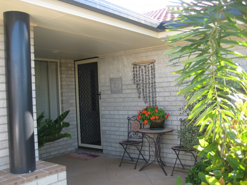 35 Moonstone Drive, Urangan QLD 4655