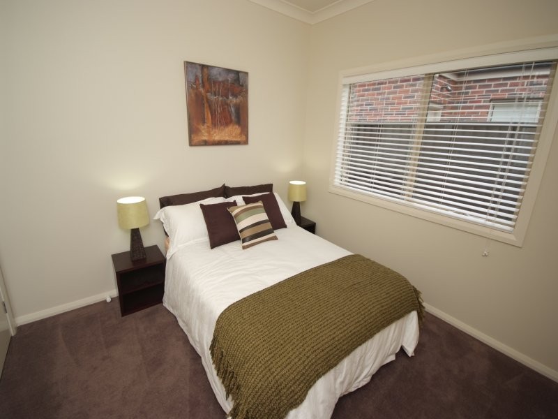34 Everly Circuit, Pakenham VIC 3810