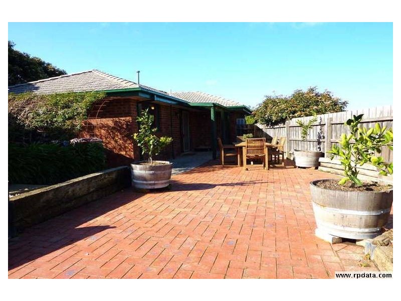 1 Kate Court, Pakenham VIC 3810