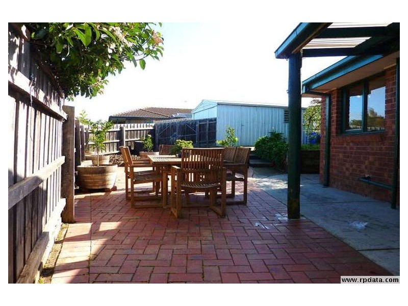 1 Kate Court, Pakenham VIC 3810